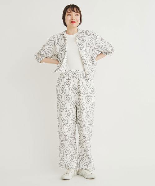 I am I in fact...（アイアムアイインファクト）の「●TABAKO GIRL slit pants（その他パンツ・レディース・ホワイト/ブラック・FREE）」の4枚目の写真