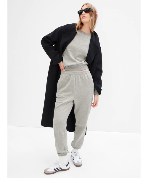 GAP(ギャップ)の「ヴィンテージ ソフト ハイライズ ジョガーパンツ(セットアップ対応)(スウェットパンツ・レディース・アイボリー/ブラック/ネイビー/グリーン系その他/ライトグレー/ブラウン/ピンク系その他・M/S/XS/XXS/L)」の12枚目の写真