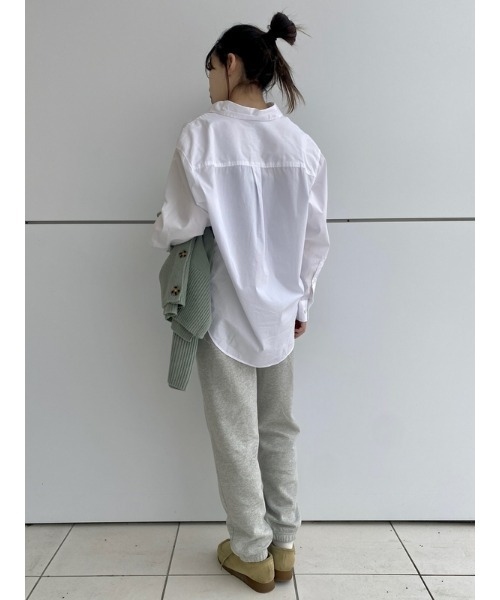 GAP(ギャップ)の「ヴィンテージ ソフト ハイライズ ジョガーパンツ(セットアップ対応)(スウェットパンツ・レディース・アイボリー/ブラック/ネイビー/グリーン系その他/ライトグレー/ブラウン/ピンク系その他・M/S/XS/XXS/L)」の17枚目の写真