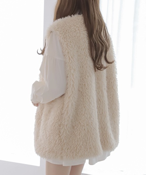 Heather(ヘザー)の「ピンタックチュニックブラウス 162772(シャツ/ブラウス・レディース・オフホワイト/ブラック/ベージュ・FREE)」の4枚目の写真