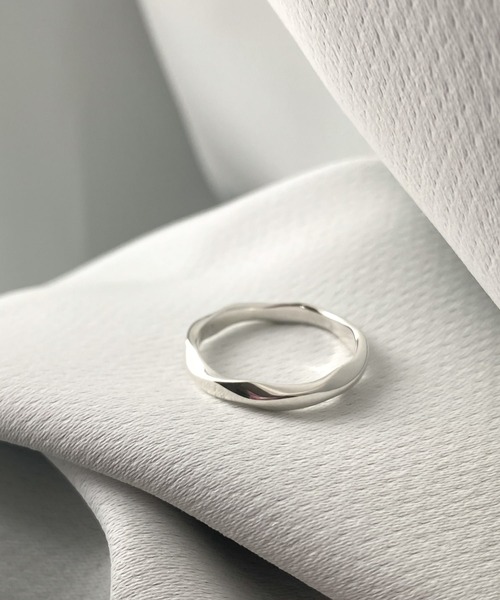 THEATER(シアター)の「THEATER シアター ディストーションシルバーリング(リング・レディース・シルバー・15 /7/5/19/11/17/13/9/21/23)」の1枚目の写真