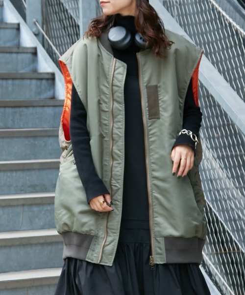 etsinta（エシンタ）の「【etsinta/エシンタ】スーパーBIGMA1ベスト（ベスト・レディース・ブラック/カーキ・ONE SIZE）」の2枚目の写真