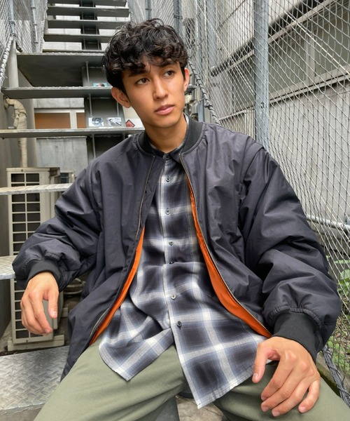 CIAOPANIC（チャオパニック）の「セパレートスリーブMA-1（MA-1・メンズ・ブラック/オリーブ・MEDIUM/LARGE）」の5枚目の写真