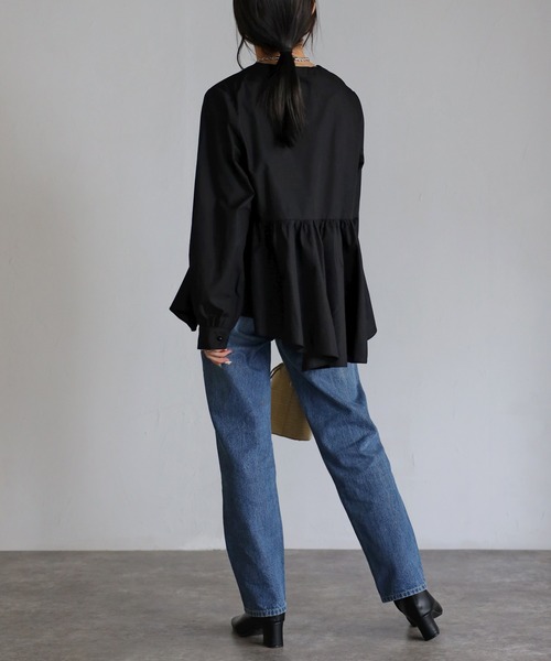 sakishimatokyo(サキシマトーキョー)の「パールペプラムブラウス(Tシャツ/カットソー・レディース・ブラック/オフホワイト/バーガンディー・FREE)」の22枚目の写真