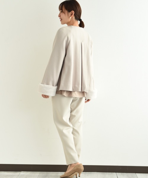 INTERPLANET（インタープラネット）の「ペプラム異素材プルオーバー（Tシャツ/カットソー・レディース・ブラック/ネイビー/グレイッシュベージュ・FREE）」の16枚目の写真