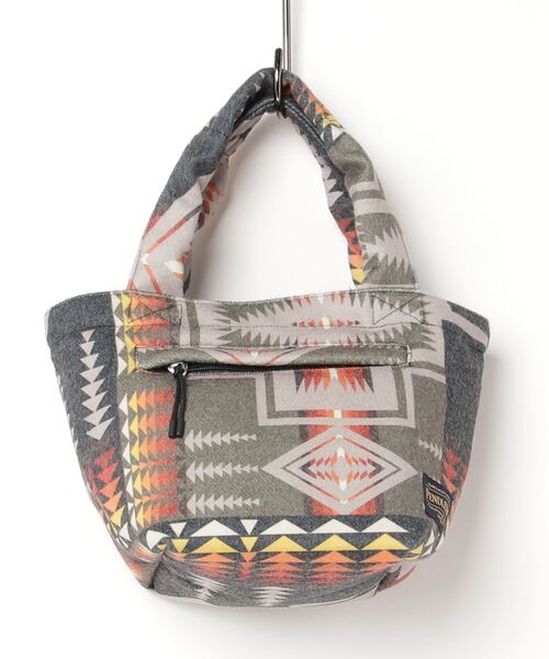 PENDLETON(ペンドルトン)の「【 PENDLETON / ペンドルトン 】 【 TAION / タイオン 】 リバーシブル ランチ トートバッグ S LUNCH TOTE BAG REV(トートバッグ・メンズ・ブラック・FREE)」の7枚目の写真