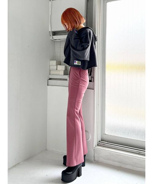 EMODA(エモダ)の「ハイウエストフレアパンツ(その他パンツ・レディース・ピンク/グリーン/ネイビー/ブラック・SMALL/MEDIUM)」の10枚目の写真