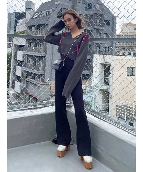 lululemonオリーブグリーン ハイウエスト フレアパンツ 6 lululemonオリーブグリーン ハイウエスト フレアパンツ 6 lululemon