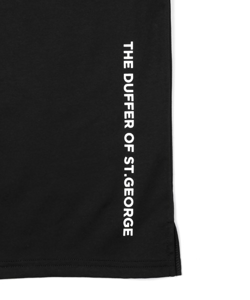 The DUFFER of ST.GEORGE（ザダファーオブセントジョージ）の「COOLMAX 2 LAYERS OVER SIZE TEE：2層構造クールマックス オーバーサイズ ビッグシルエットTシャツ（Tシャツ/カットソー・メンズ・ブラック/グレイッシュベージュ/ホワイト/ネイビー/チャコールグレー・SMALL/MEDIUM/LARGE/X-LARGE/XX-LARGE）」の7枚目の写真