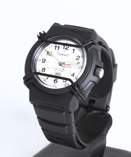 CASIO（カシオ）の「CASIO SPORTS ANALOGUE  カシオ スポーツ アナログ 【WEB限定】（アナログ腕時計・メンズ・ホワイト/ブラック・FREE）」の2枚目の写真