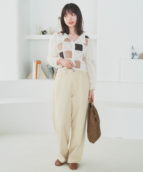 Isn't She?(イズントシー)の「配色クロシェドッキングブラウス(シャツ/ブラウス・レディース・オフホワイト/ベージュ・FREE)」の7枚目の写真