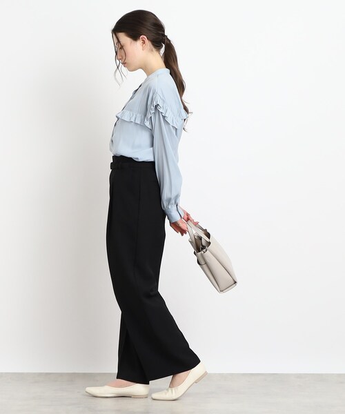 Cutie Blonde（キューティーブロンド）の「◆【甘すぎない！大人のためのデザインブラウス】ヴィンテージサテン フリル付きバンドカラー（シャツ/ブラウス・レディース・ライトブルー/ホワイト系・01/02/03）」の18枚目の写真