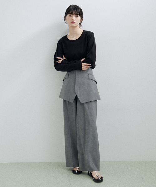 ADAM ET ROPE'（アダムエロペ）の「ショルダーパッドロンT（Tシャツ/カットソー・レディース・ブラック/オフホワイト・FREE）」の14枚目の写真