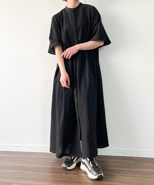 JUNOAH（ジュノア）の「リネンライクオーバーシャツワンピース（シャツワンピース・レディース・ホワイト/ブラック/モカ・MEDIUM/X-LARGE/LARGE）」の13枚目の写真