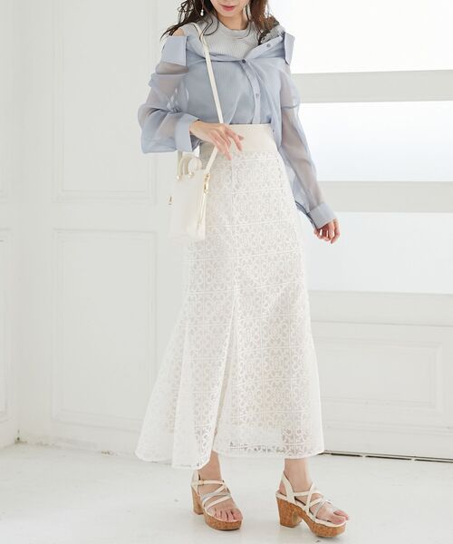 MAJESTIC LEGON(マジェスティックレゴン)の「クリアクロスふかふかサンダル(サンダル・レディース・オフホワイト/ベージュ・MEDIUM/LARGE)」の3枚目の写真