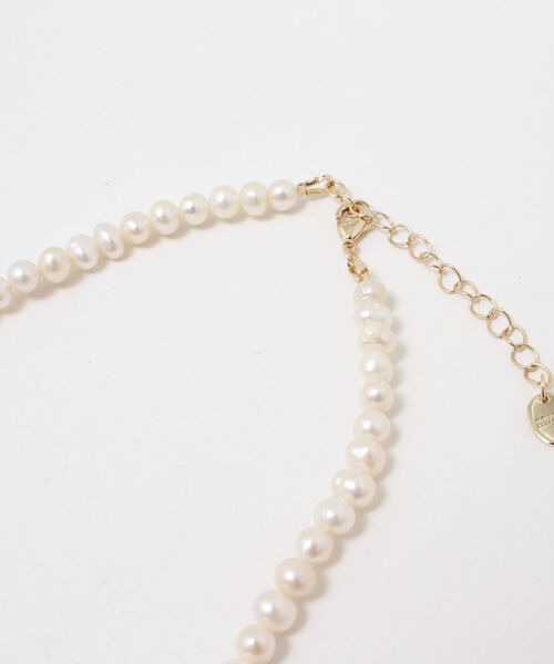 NOLLEY’S（ノーリーズ）の「淡水パールショートネックレス（ネックレス・レディース・オフホワイト・FREE）」の4枚目の写真