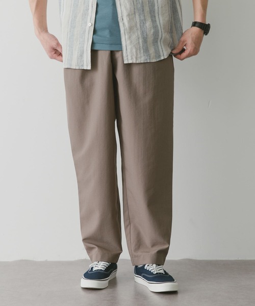 URBAN RESEARCH DOORS（アーバンリサーチドアーズ）の「『セットアップ対応』『吸水速乾』セオアルファワンタックトラウザー（その他パンツ・メンズ・モカ/チャコールグレー/ネイビー・MEDIUM/LARGE）」の4枚目の写真