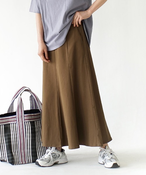 zootie(ズーティー)の「COOL TOUCH 接触冷感マーメイドスカート(スカート・レディース・アイボリー/ライトベージュ/ダークベージュ/ブラック/カーキ/ベージュ系その他/ブラウン/ベージュ・L/M)」の4枚目の写真