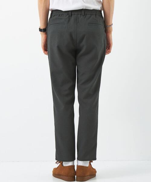 green label relaxing(グリーンレーベルリラクシング)の「ドットエア テーパード イージーパンツ -防シワ・通気性-(その他パンツ・メンズ・グレー/ベージュ・XL/S/L/M)」の5枚目の写真