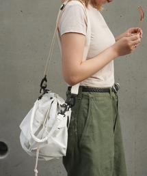 Jelly moo（ジェリームー）の「【 Jelly moo / ジェリームー 】 ミリタリー ナイロン ショルダーバッグ #（ショルダーバッグ）」