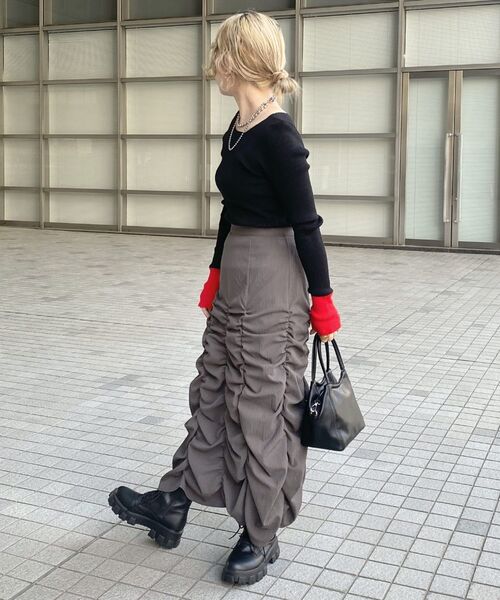 ur,Melty（ユアメルティー）の「裾シャーリングスカート（スカート・レディース・ナチュラル/イエロー/ブラック/ライトグレー・FREE）」の9枚目の写真