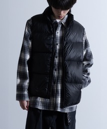 NYLAUS | スタンドカラー ヨーク切り替え ダウンベスト(ダウンベスト)