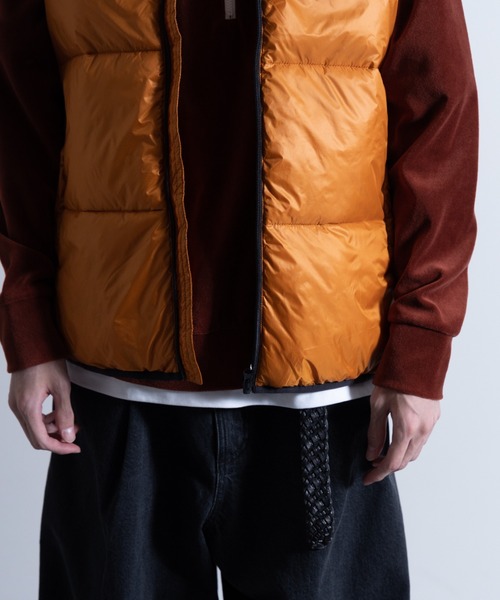 NYLAUS（ナイラス）の「スタンドカラー ヨーク切り替え ダウンベスト（ダウンベスト・メンズ・ホワイト/タン/オレンジ/ブラック/カーキ・LL/L/M）」の7枚目の写真