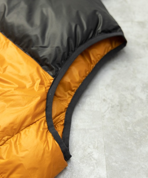 NYLAUS（ナイラス）の「スタンドカラー ヨーク切り替え ダウンベスト（ダウンベスト・メンズ・ホワイト/タン/オレンジ/ブラック/カーキ・LL/L/M）」の15枚目の写真