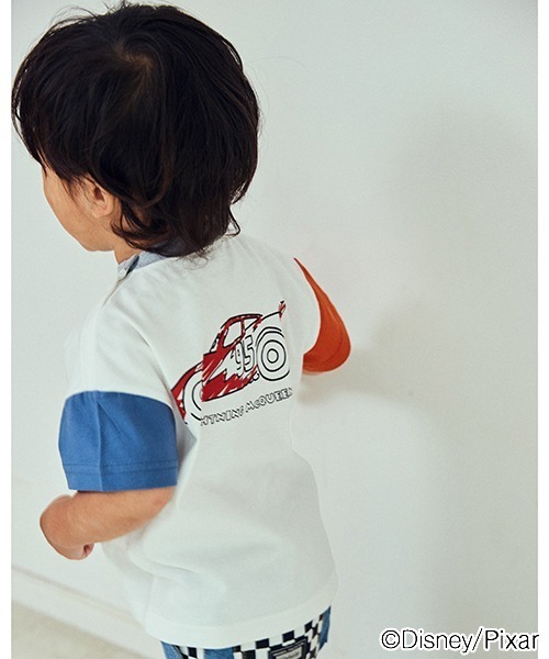 kladskap(クレードスコープ)の「【カーズ】クレイジー配色半袖Tシャツ(Tシャツ/カットソー・キッズ・オフホワイト/オートミール・90cm/100cm/110cm/120cm/130cm)」の4枚目の写真