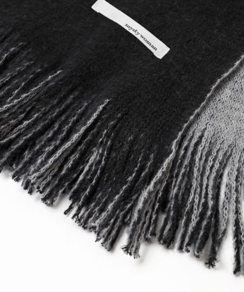 mysty woman(ミスティウーマン)の「リバーシブル無地ストール 961435(マフラー・レディース・ブラック/グレー系その他/ピンク/アイボリー・FREE)」の9枚目の写真