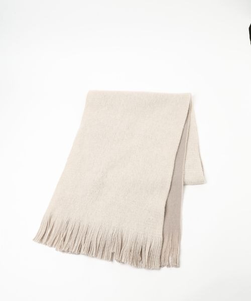 mysty woman(ミスティウーマン)の「リバーシブル無地ストール 961435(マフラー・レディース・ブラック/グレー系その他/ピンク/アイボリー・FREE)」の16枚目の写真