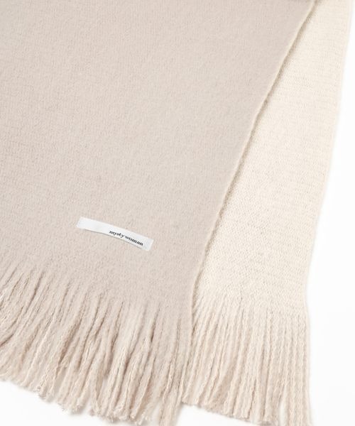 mysty woman(ミスティウーマン)の「リバーシブル無地ストール 961435(マフラー・レディース・ブラック/グレー系その他/ピンク/アイボリー・FREE)」の18枚目の写真