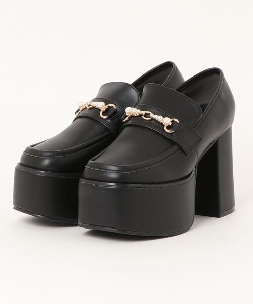 Mafmof(マフモフ)の「Mafmof(マフモフ)10cmヒールパールビット厚底ローファーパンプス(パンプス・レディース・ブラック/ブラック系その他・L/LL/S/M)」の2枚目の写真