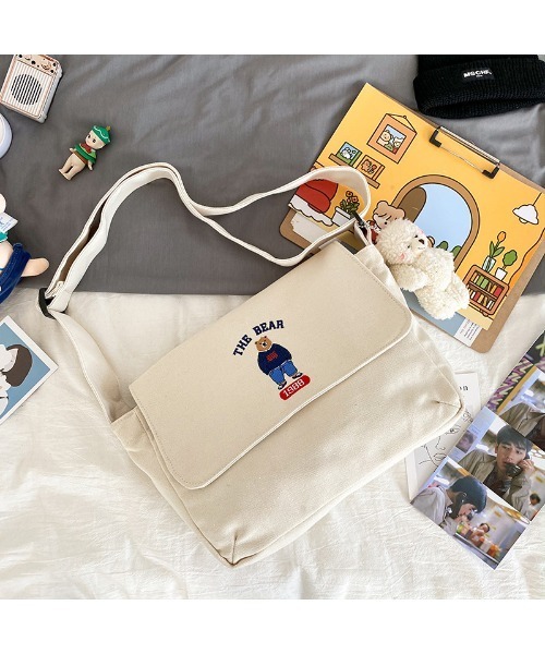 mushwear(マッシュウェア)の「ベアキャンバスショルダー(メッセンジャーバッグ・メンズ・ブラック/ホワイト/ブラウン・FREE)」の11枚目の写真