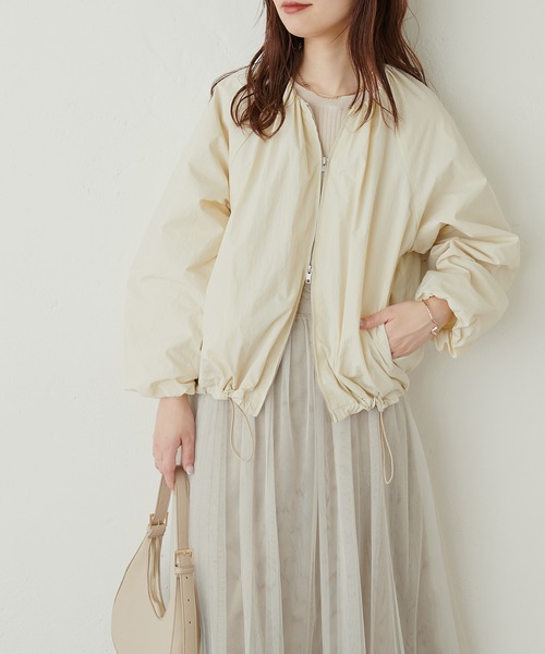 natural couture（ナチュラルクチュール）の「バルーン袖ギャザーブルゾン（ブルゾン・レディース・ブラック/カーキ/アイボリー・FREE）」の6枚目の写真
