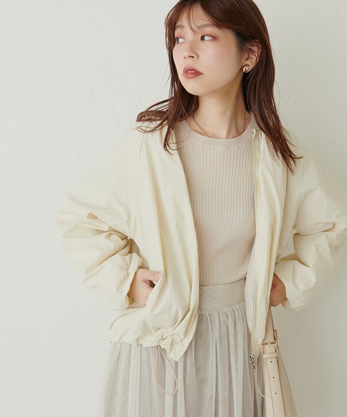 natural couture（ナチュラルクチュール）の「バルーン袖ギャザーブルゾン（ブルゾン・レディース・ブラック/カーキ/アイボリー・FREE）」の4枚目の写真