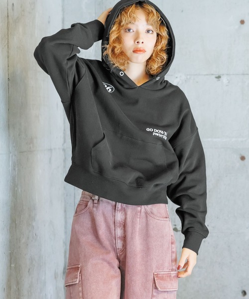 PBLIM（ページボーイリム）の「PBLIM/ポケットバルーンシルエットパーカー（パーカー・レディース・オフホワイト/ブラック・SMALL/MEDIUM）」の2枚目の写真