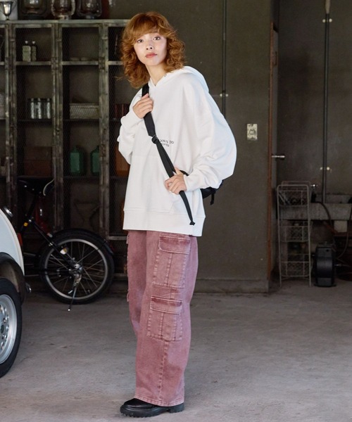 PBLIM（ページボーイリム）の「PBLIM/ポケットバルーンシルエットパーカー（パーカー・レディース・オフホワイト/ブラック・SMALL/MEDIUM）」の4枚目の写真