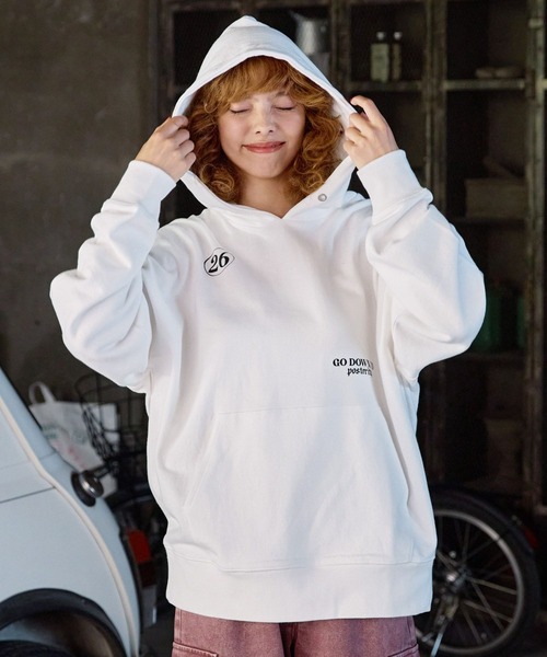 PBLIM（ページボーイリム）の「PBLIM/ポケットバルーンシルエットパーカー（パーカー・レディース・オフホワイト/ブラック・SMALL/MEDIUM）」の5枚目の写真