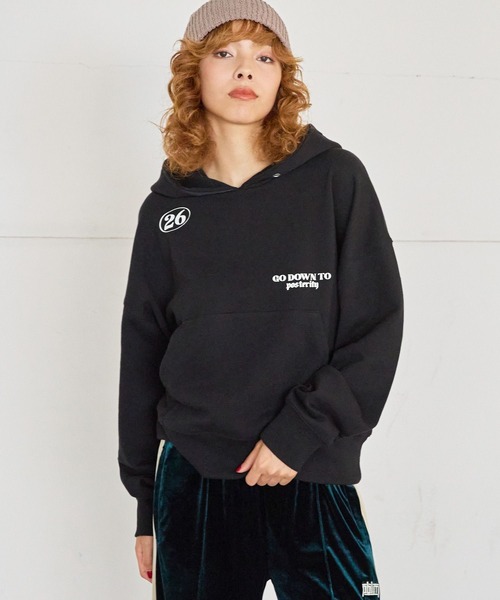 PBLIM（ページボーイリム）の「PBLIM/ポケットバルーンシルエットパーカー（パーカー・レディース・オフホワイト/ブラック・SMALL/MEDIUM）」の12枚目の写真