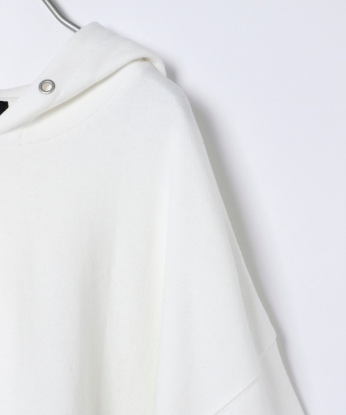 PBLIM（ページボーイリム）の「PBLIM/ポケットバルーンシルエットパーカー（パーカー・レディース・オフホワイト/ブラック・SMALL/MEDIUM）」の18枚目の写真