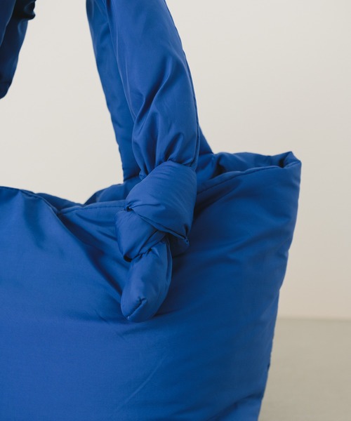 Actually（アクチュアリー）の「中綿ミニトート（トートバッグ・レディース・ブラック/ブルー/グレイッシュベージュ/ベージュ・フリー）」の10枚目の写真