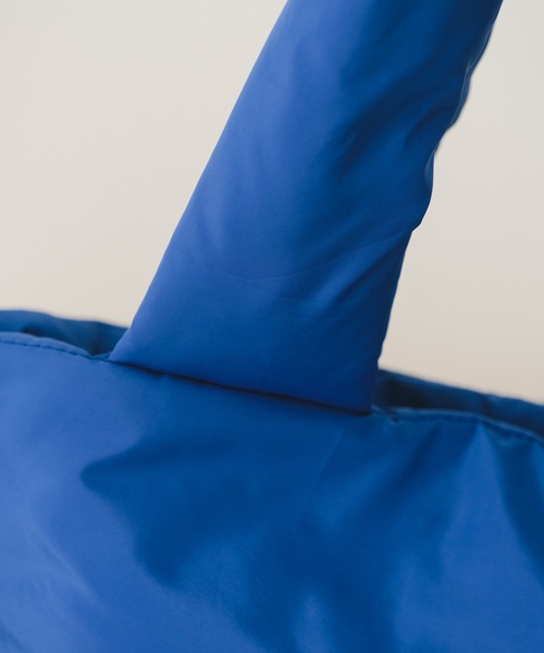 Actually（アクチュアリー）の「中綿ミニトート（トートバッグ・レディース・ブラック/ブルー/グレイッシュベージュ/ベージュ・フリー）」の11枚目の写真