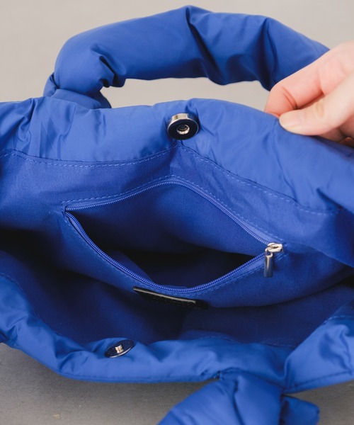 Actually（アクチュアリー）の「中綿ミニトート（トートバッグ・レディース・ブラック/ブルー/グレイッシュベージュ/ベージュ・フリー）」の16枚目の写真