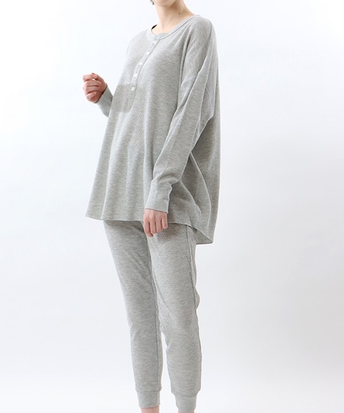 HANES(ヘインズ)の「【Hanes】Hanes UNDIES Waffle Henly HW4-W503(Tシャツ/カットソー・レディース・ホワイト/ブラック/グレー/ブラウン・FREE)」の22枚目の写真