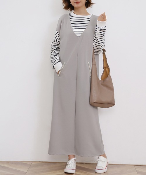 Doux Belle(ドゥーベル)の「ボーダーゆるロングTシャツ(Tシャツ/カットソー・レディース・ブラック/ブラウン/グレー/ホワイト/イエロー・FREE)」の13枚目の写真