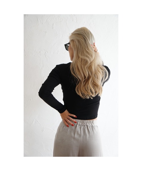 ODORATA（オドラタ）の「フェイクレイヤードPO（Tシャツ/カットソー・レディース・ブラック/ベージュ・FREE）」の7枚目の写真