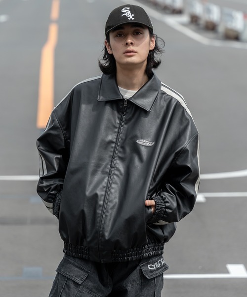 kutir（クティール）の「フェイクレザートラックジャケット（ライダースジャケット・メンズ・ブラック・MEDIUM/LARGE）」の5枚目の写真