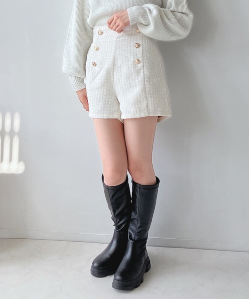 AS KNOW AS plus（アズノゥアズプラス）の「キラボタン ツイード ハイウエストショートパンツ　セットアップ可能（その他パンツ・レディース・ブラック/オフホワイト・FREE）」の9枚目の写真