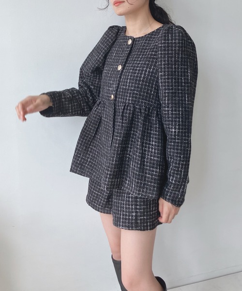 AS KNOW AS plus（アズノゥアズプラス）の「キラボタン ツイード ハイウエストショートパンツ　セットアップ可能（その他パンツ・レディース・ブラック/オフホワイト・FREE）」の8枚目の写真